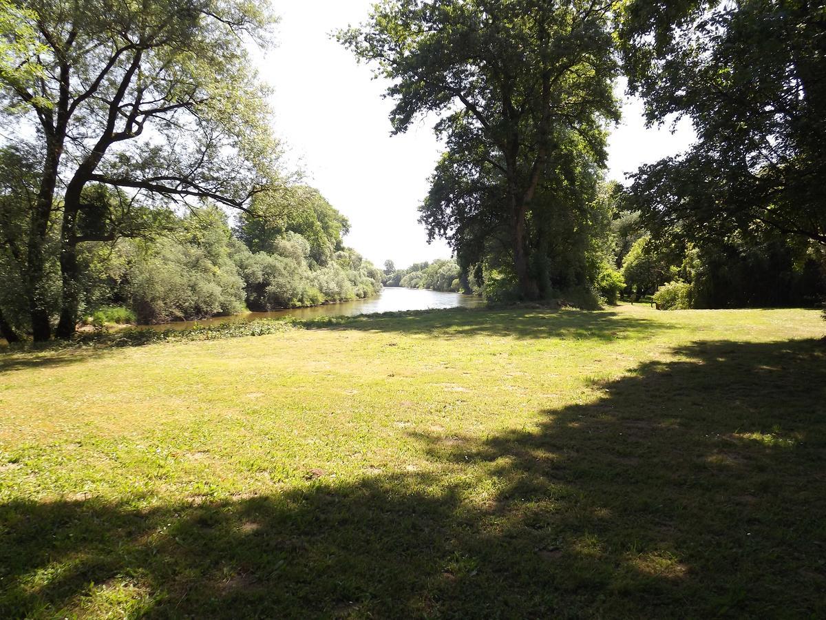Le Chalet Névy-lès-Dole Kültér fotó